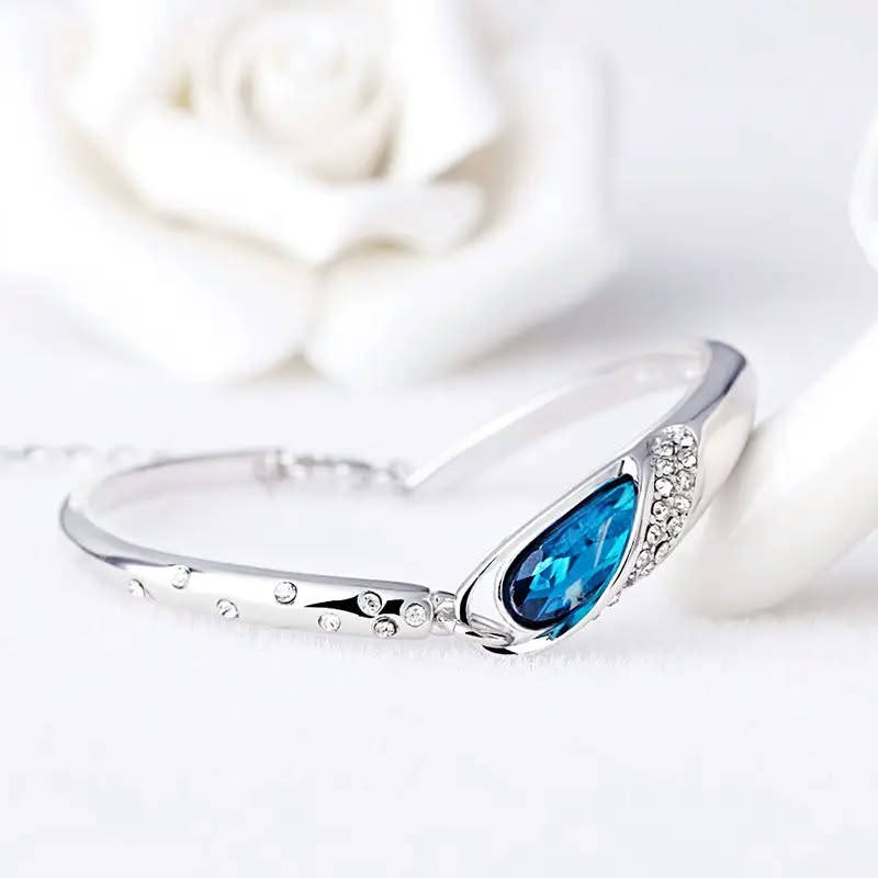 Blue crystal Bangel
