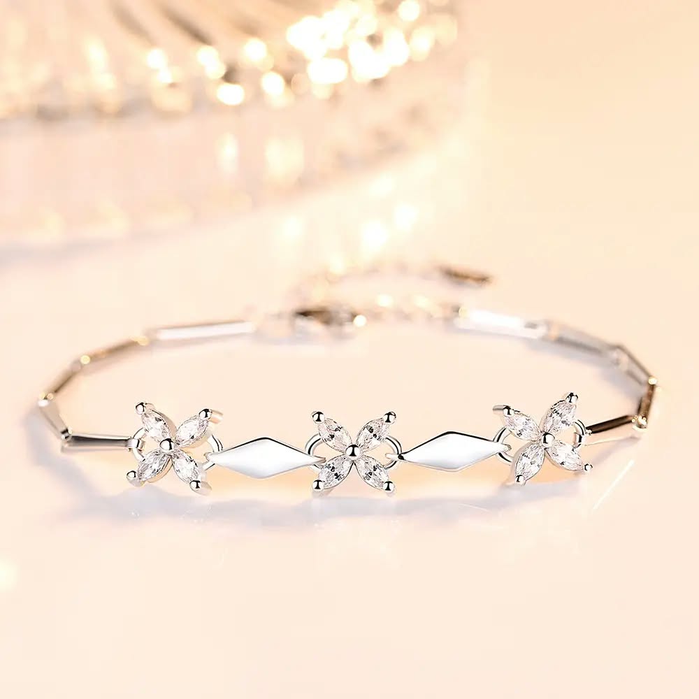 Four Leaf crystal bracelet